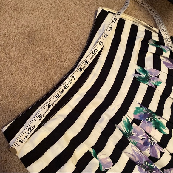Black and white striped floral skirt - Picture 2 of 5